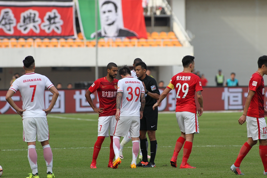 会在同一赛 会在同一赛