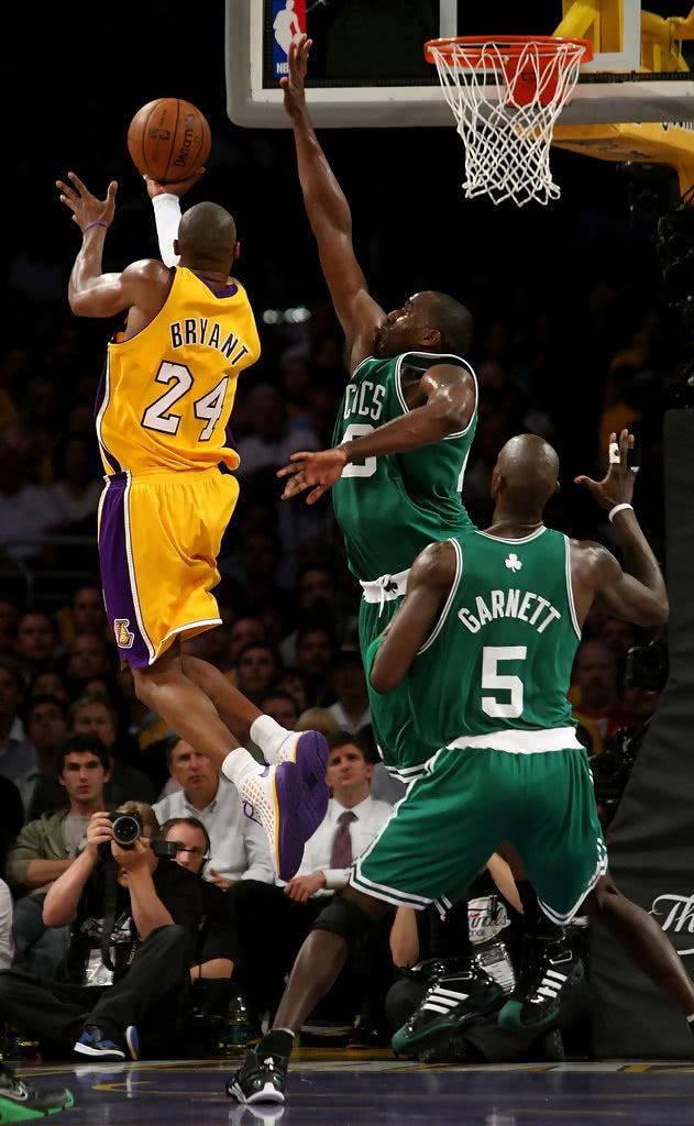 镜头给到布 镜头给到布